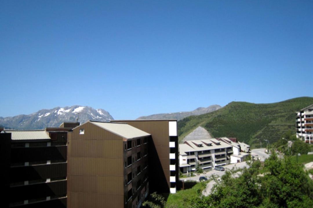 Photo of Buildings in Eclose-Ouest