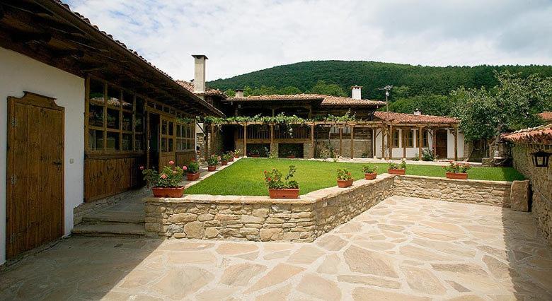 Photo of Patio Balcony in Zheravna