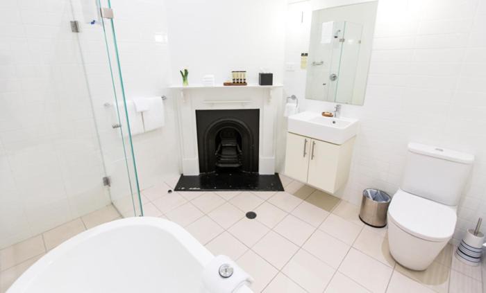Photo of Bathroom in Cockatoo Island