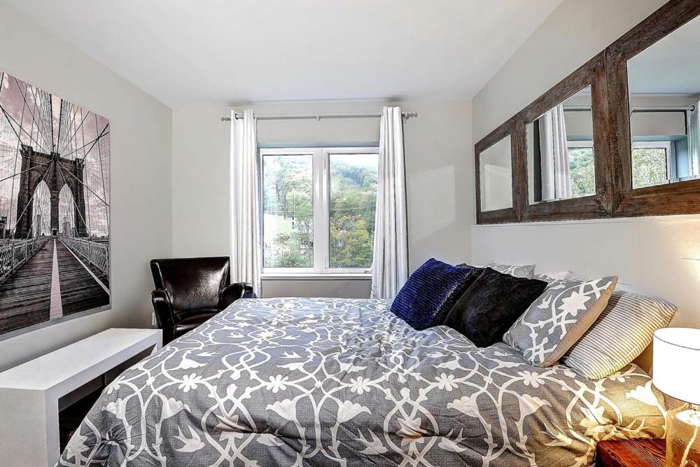 Photo of Bedroom in Stoneham