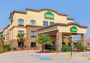 Wingate by Wyndham Lake Charles Casino Area