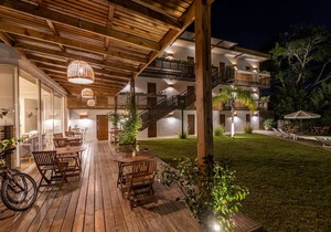 Live Hotel Boutique (Adults Only)