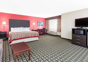 Ramada by Wyndham Vandalia