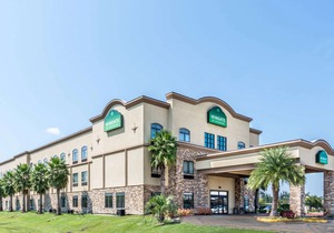 Wingate by Wyndham Lake Charles Casino Area