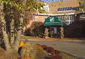 Avon Old Farms Hotel