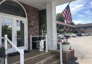 The Black Mountain Inn