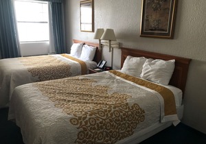 Days Inn by Wyndham Sulphur West