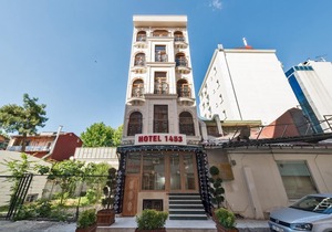 Hotel 1453