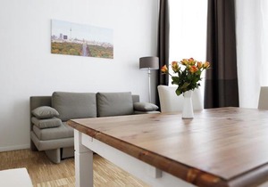 SC 3 Cozy Family & Business Flair welcomes you - Rockchair Apartments
