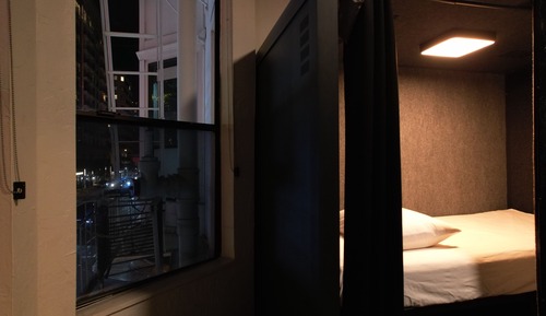 4-Bed Deluxe Cabin Mixed Room