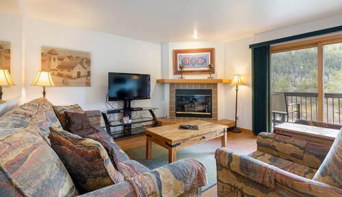 Condo, 2 Bedrooms