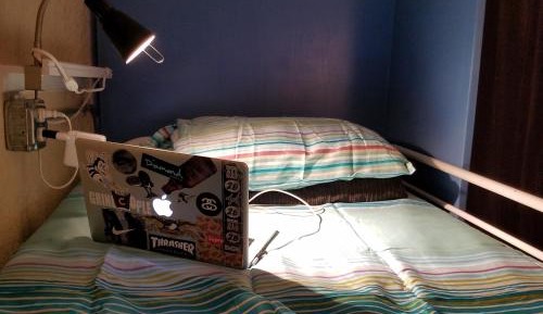 Single Bed in Male Dormitory Room - Private Bathroom 