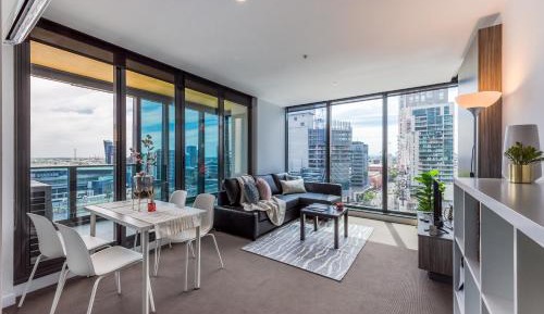Two-Bedroom Deluxe Apartment with Balcony