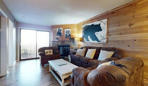Two Bedroom Apartment 