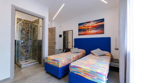 Double or Twin Room with Private Bathroom