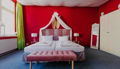 Double Room with Shared Bathroom