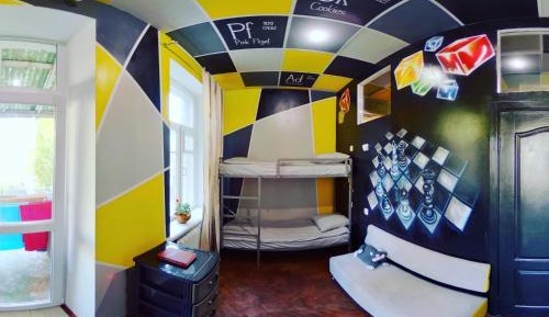 Bunk Bed in Mixed Dormitory Room