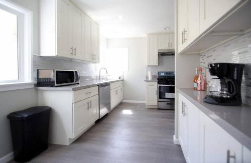 Glendale House | beautiful new 2 bedroom house in Glendale