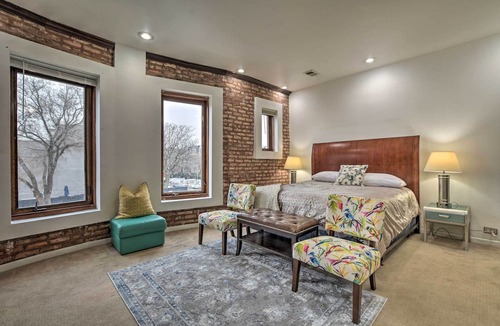 North Kenwood House | Historic Chicago Home < 1 Mi to Lake Michigan