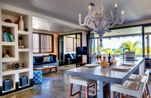 Kralendijk House | Luxury villa with private pool and private beach