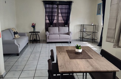 Las Piedras House | Charming 2-bedroom house in brilliant Las Piedras with AC
