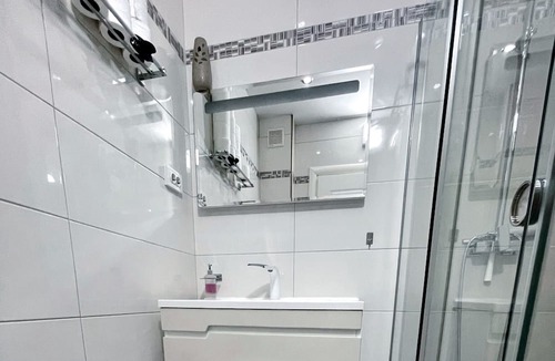 Bouvet Island House | Luxury Apartment