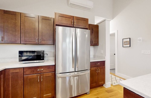 Stowe House | Beautifully crafted wilderness home with panoramic views, patio, games, & W/D