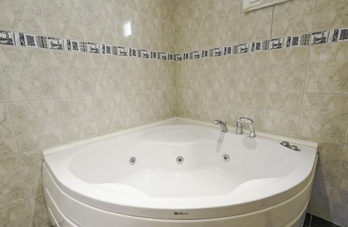Tosmur Belediyesi Apartment | Roomy Flat With Pool in a Luxury Complex in Alanya