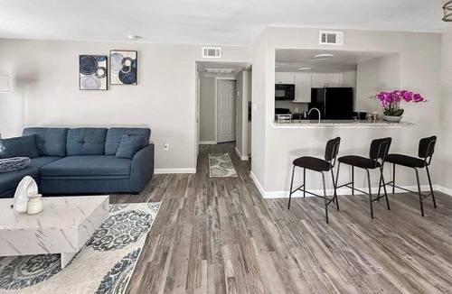 Addison Apartment | 2102 · DFW cozy Apt, Free Parking/WI-FI, Pool & Gym
