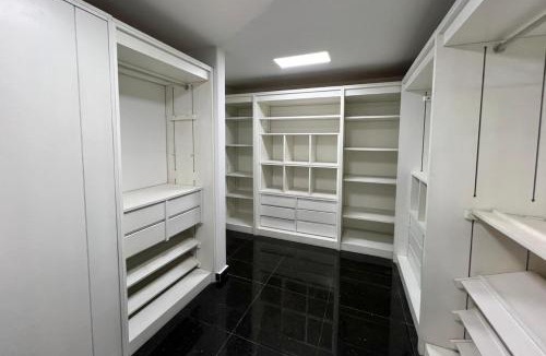 La Florida Apartment | ESPECTACULAR PENTHOUSE CERCA AL TESORO - Poblado