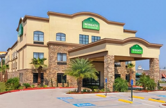 Wingate by Wyndham Lake Charles Casino Area
