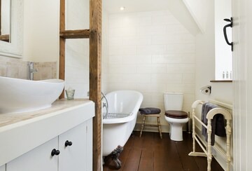 1 Eastington in Near Northleach